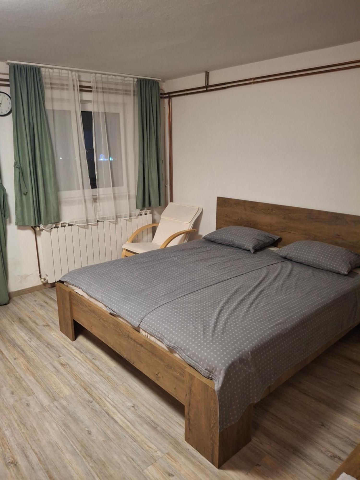Apartma Med Oljkami Spodnji Portorož Eksteriør billede
